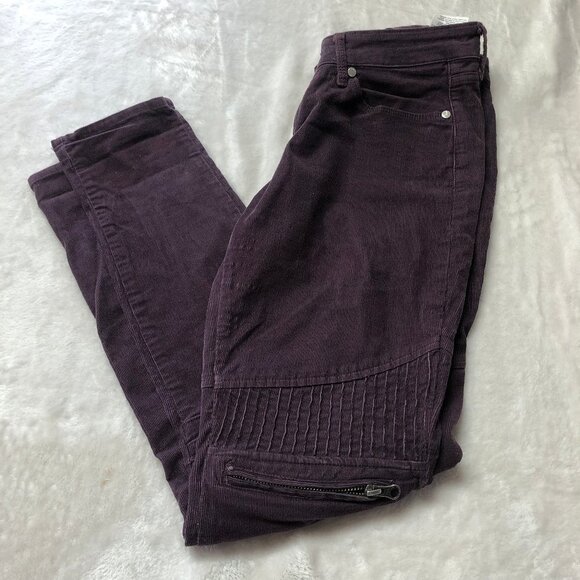 𝅺Levi's Plum Corduroy Skinny Pants 27 - Picture 1 of 7